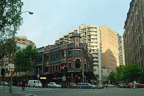 unserem Hotel gegenber